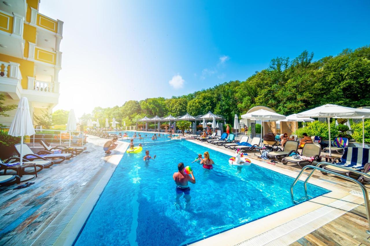 Marina White Sands Beach Hotel Обзор Экстерьер фото